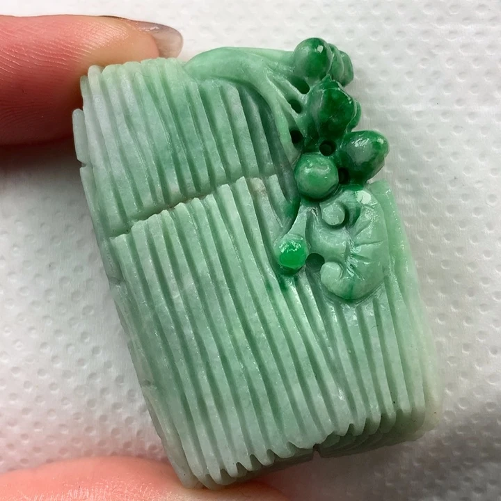 定制翡翠未镶嵌翡翠