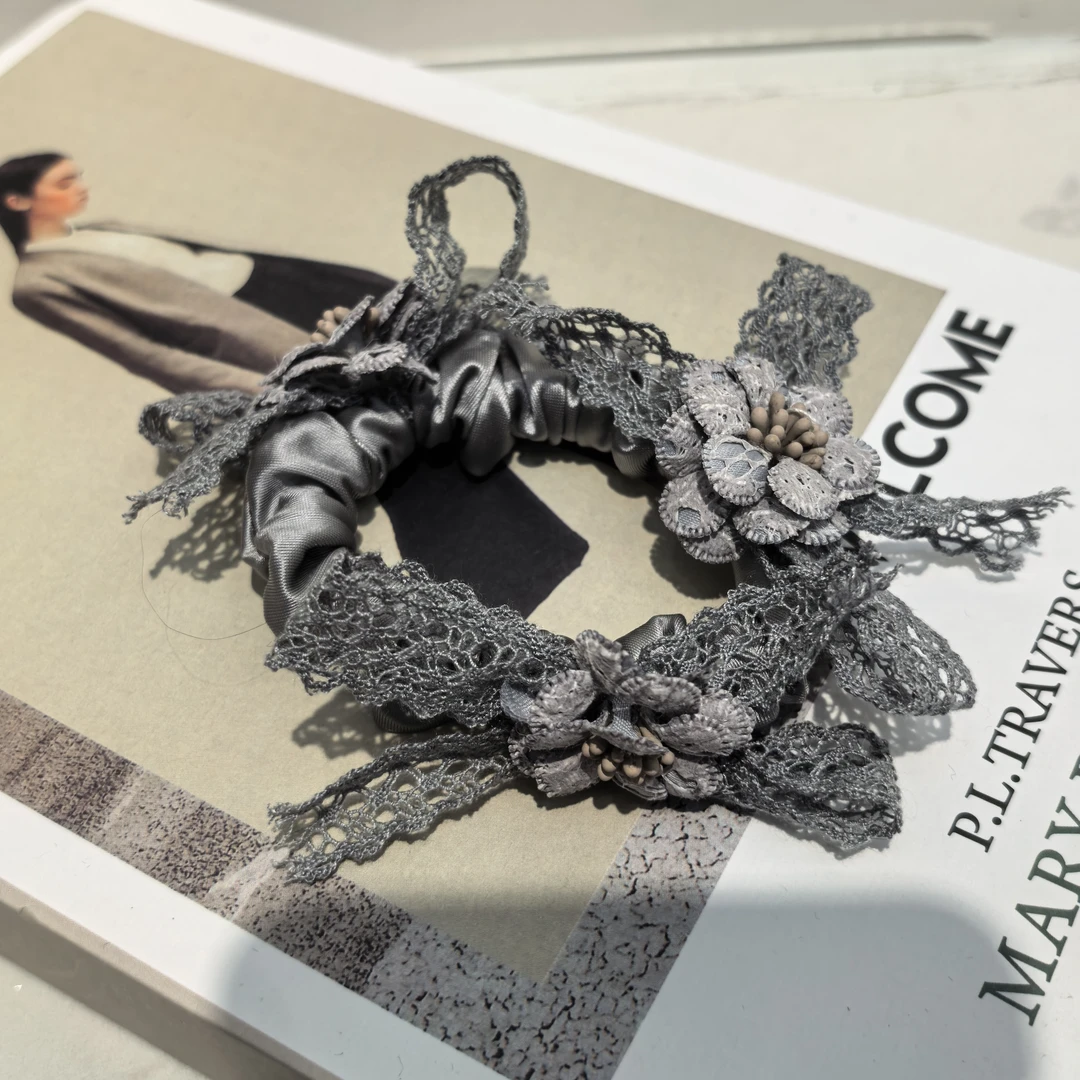 D167灰色蕾丝蝴蝶结花朵肠圈