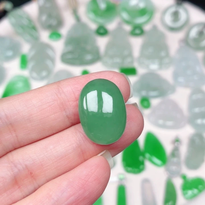 颈饰未镶嵌翡翠缅甸天然A货翡翠