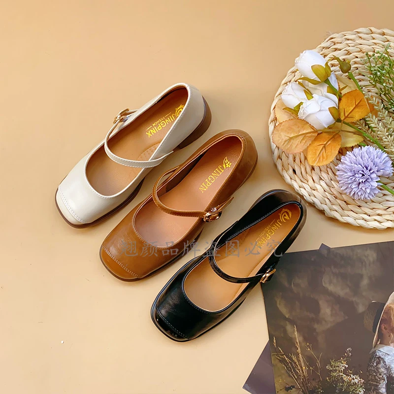 【翘颜品牌】时尚春季新款浅口软底拼色女鞋方头法式低跟小单鞋667