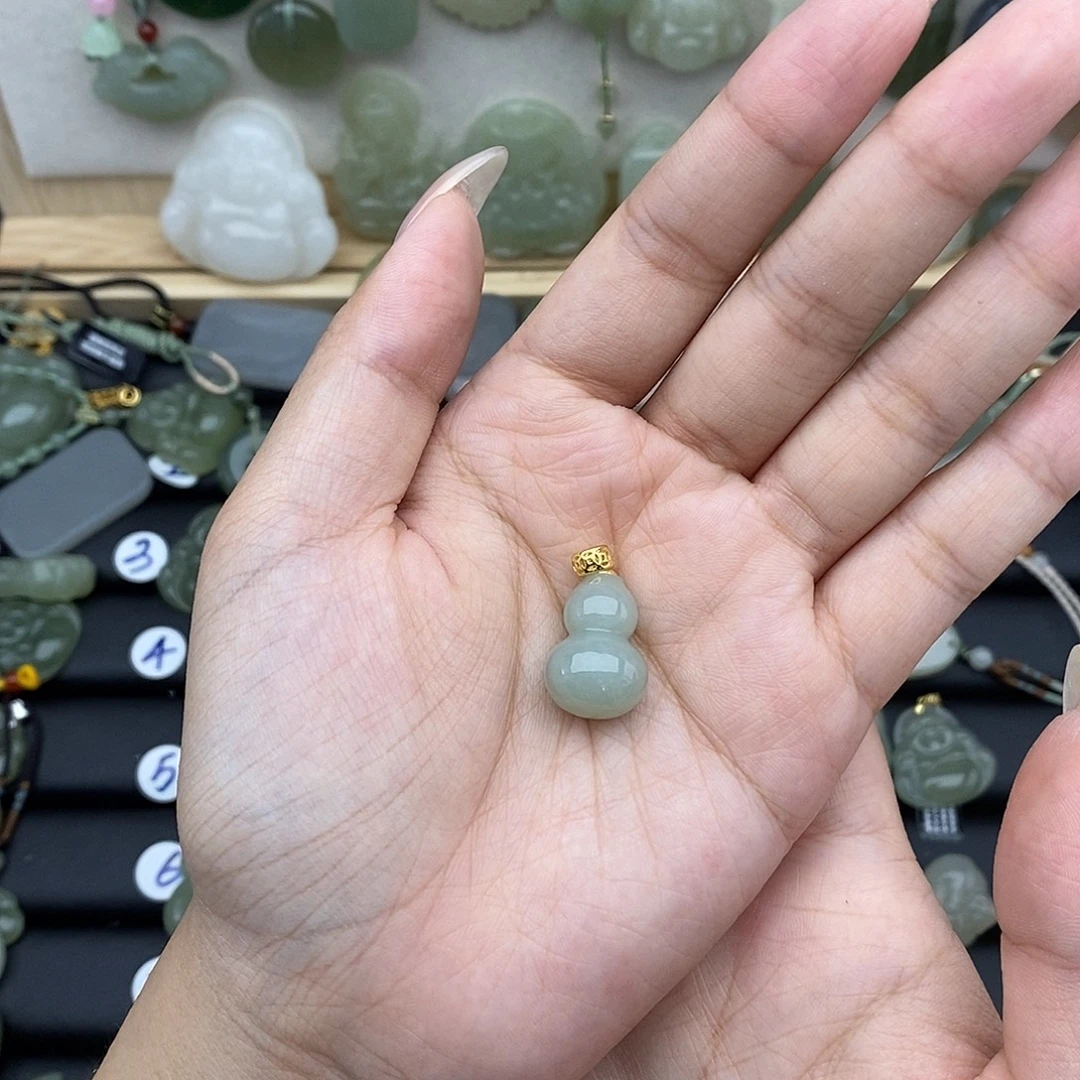 和田玉银S925镶嵌吊坠(赠链)
