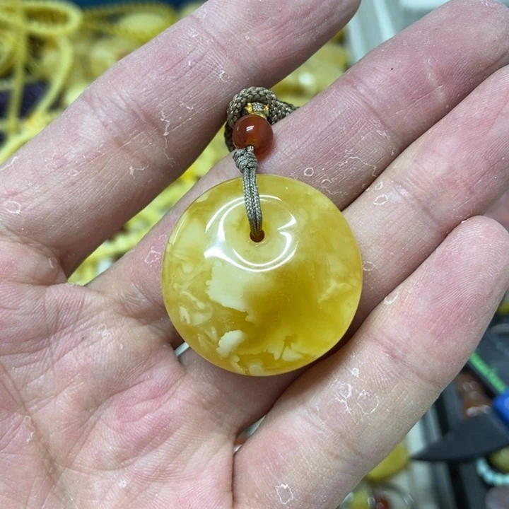 未镶嵌蜜蜡裸石吊坠