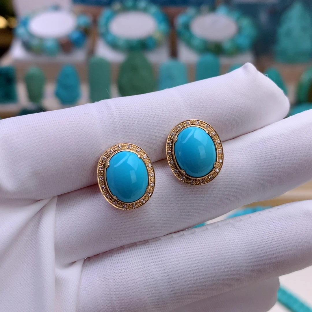 绿松石18K金镶嵌挂件