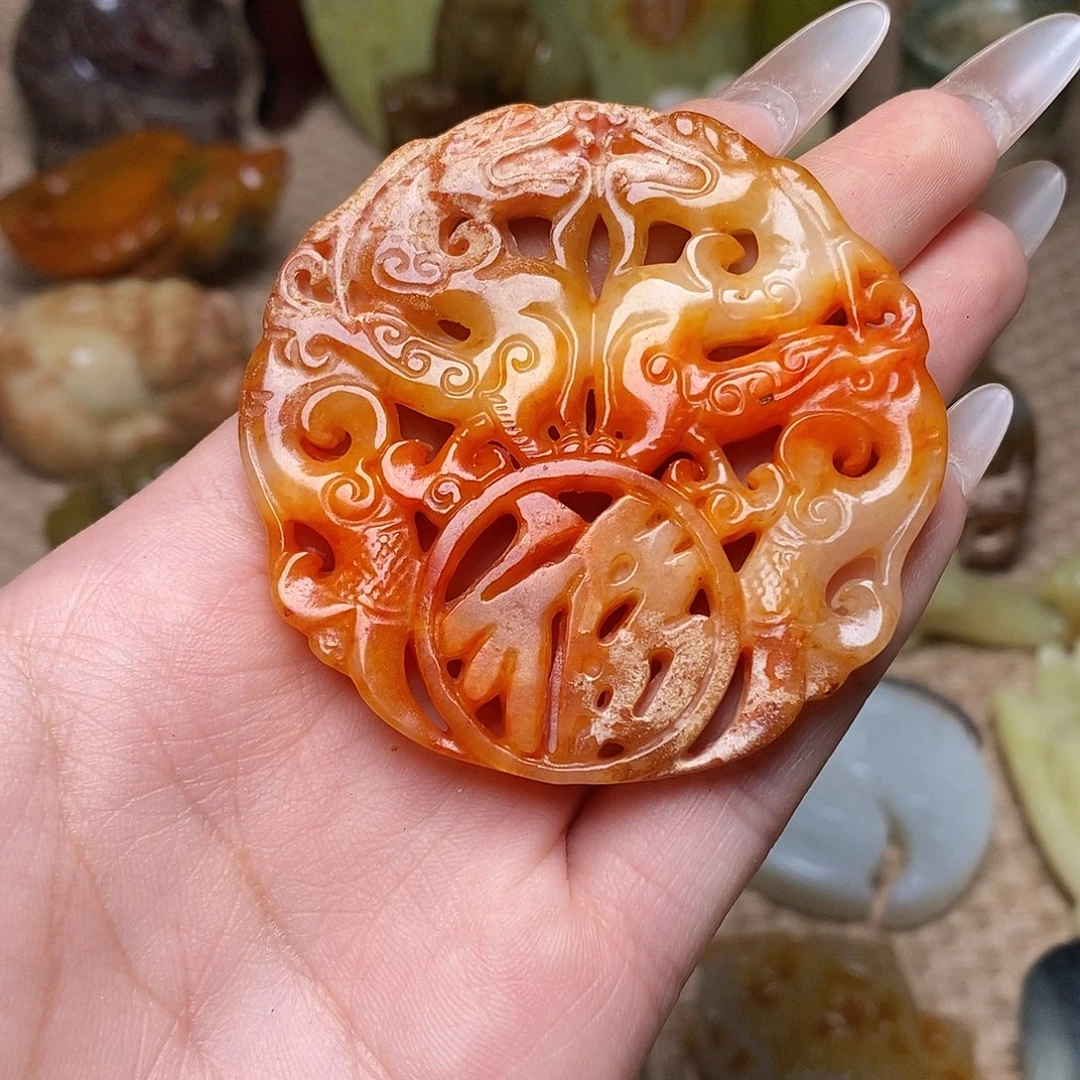 未镶嵌蛇纹石玉颈饰