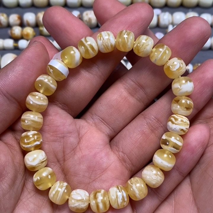 未镶嵌琥珀裸石老型