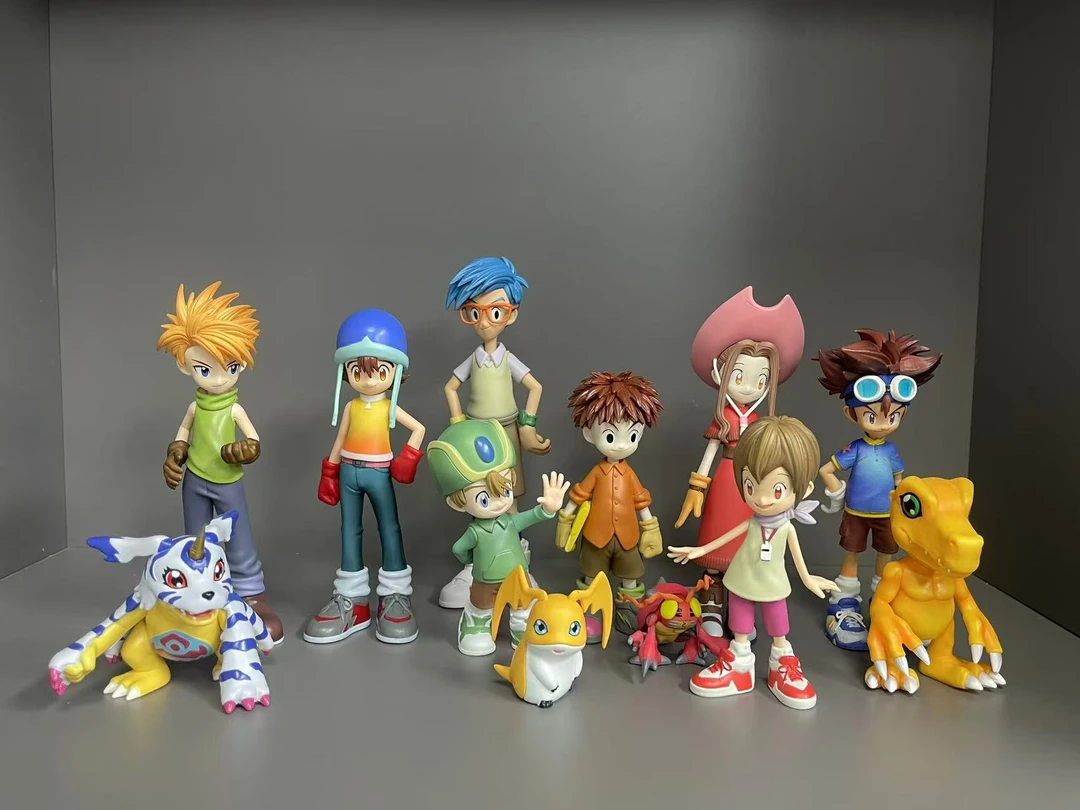 【全款现货 48 小时发】八个人物➕成长期数码手办模型装饰摆件