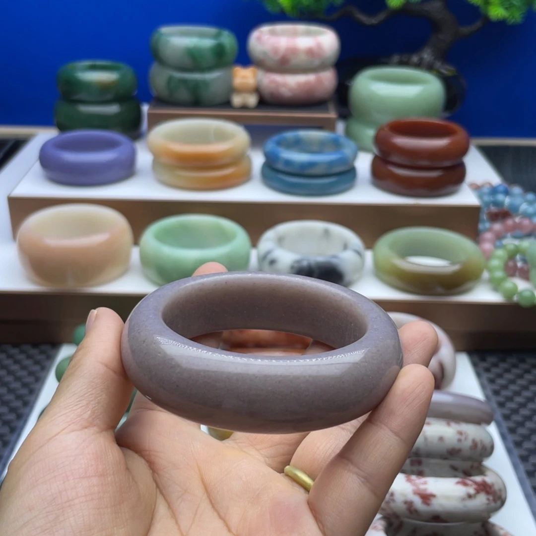 石英质玉未镶嵌手镯