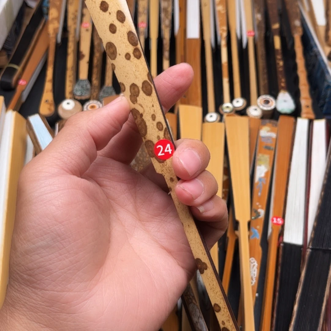 扇子i*u不能容忍自己喜欢自己