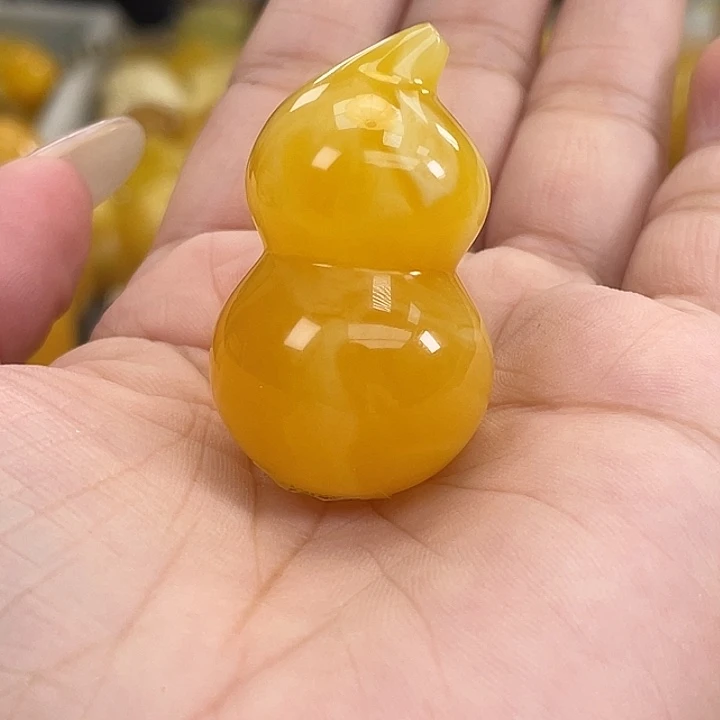 琥珀未镶嵌珠宝奇石琥珀h28