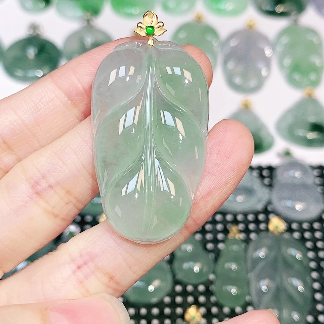 吊坠(不含链)18K金镶嵌翡翠