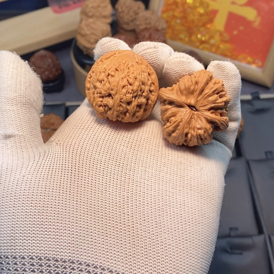 文玩核桃把件36尺承德密文