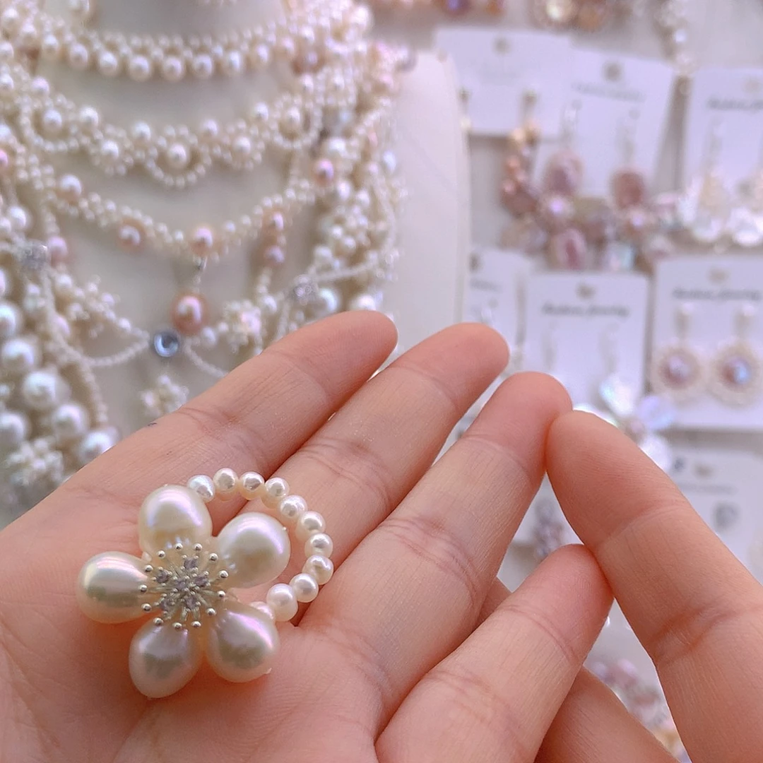 A***y耳环淡水珍珠未镶嵌