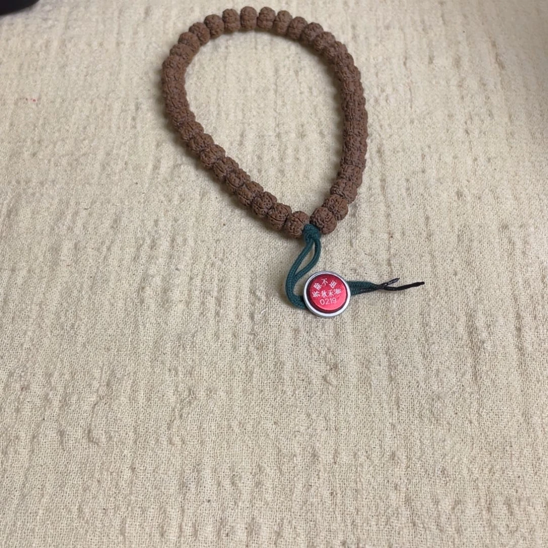 世***投金刚菩提吊坠原生态平细小金刚全品无黄