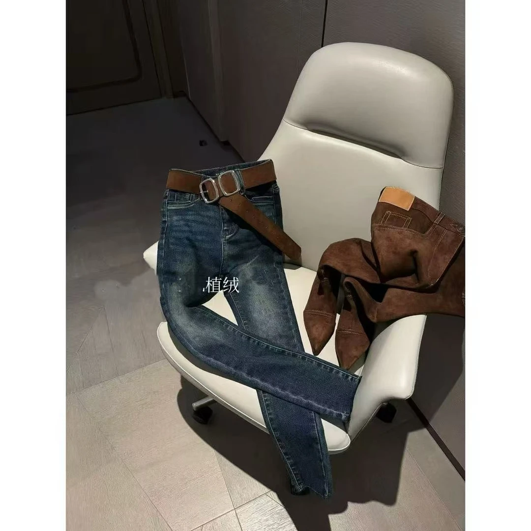 7197-1AQ复古蓝弹力加绒牛仔小脚裤