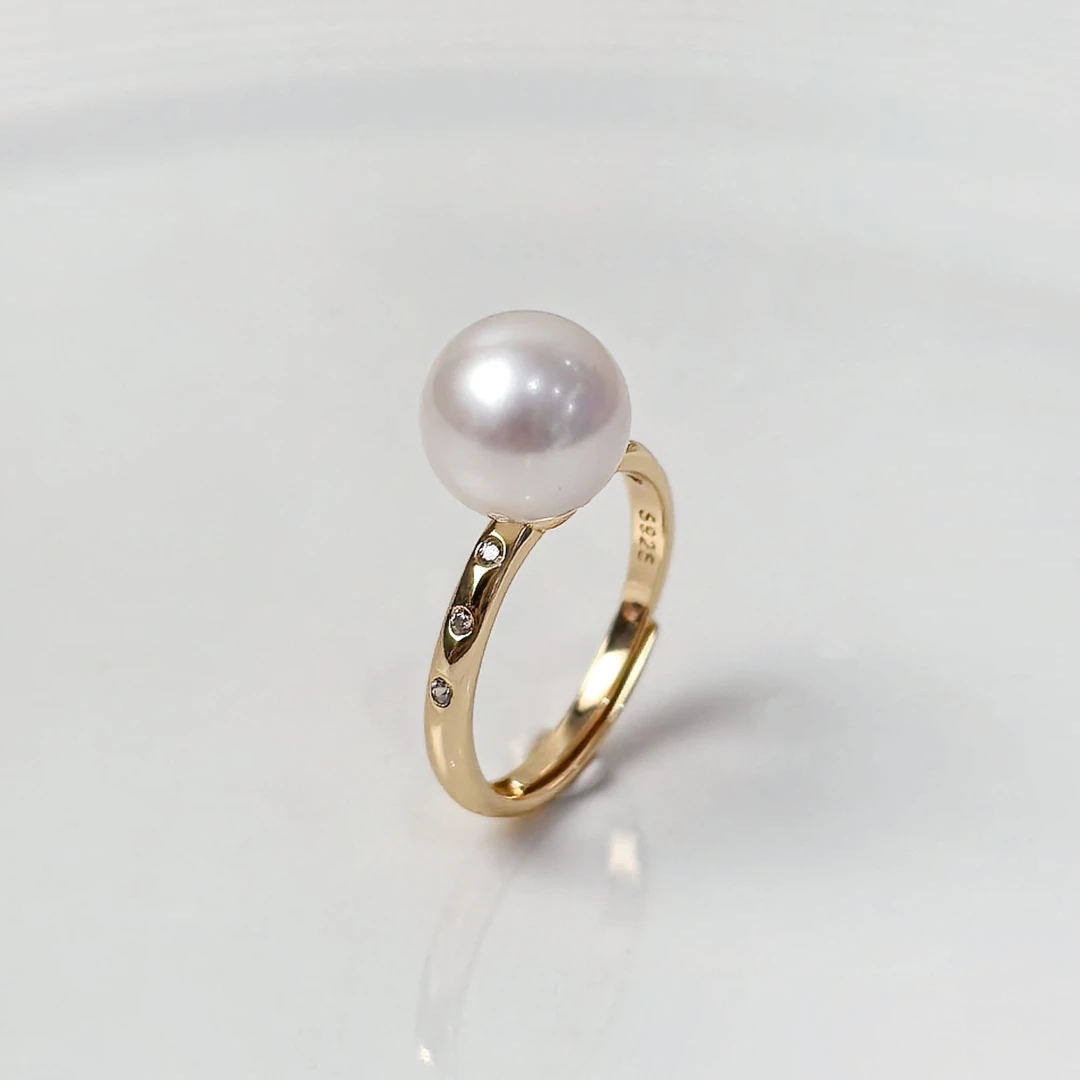 依俐西雅C138简约精致感淡水珍珠戒指9-10mm