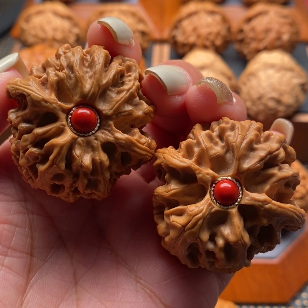 文玩核桃把件笑****苹果园