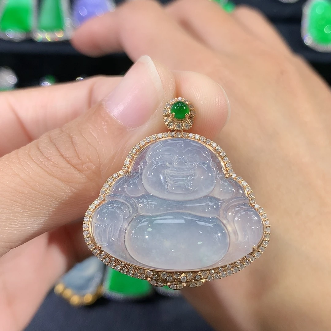 翡翠18K金镶嵌颈饰