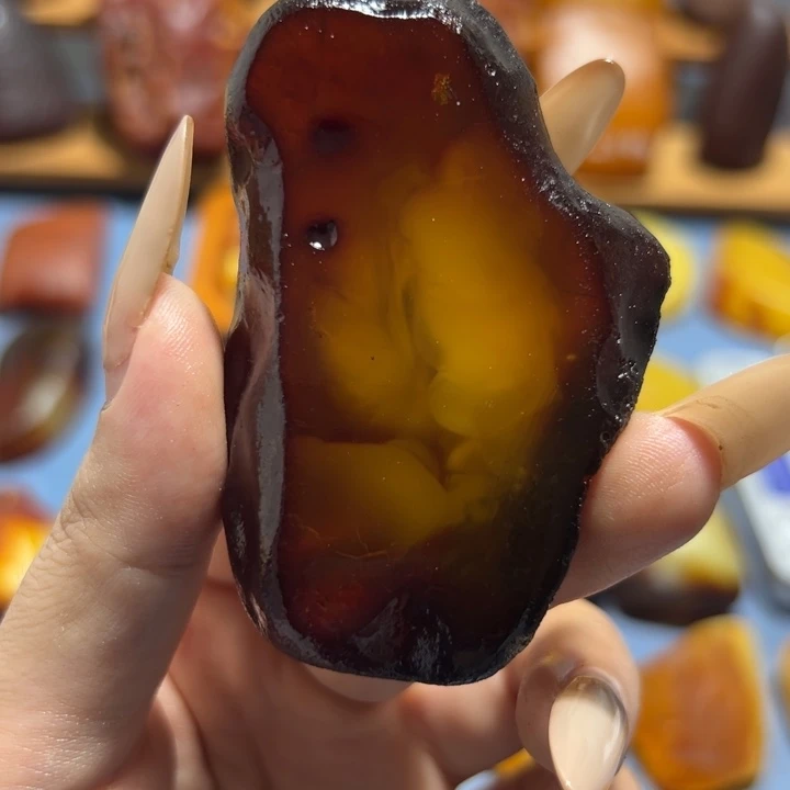 定制琥珀未镶嵌波罗的海琥珀