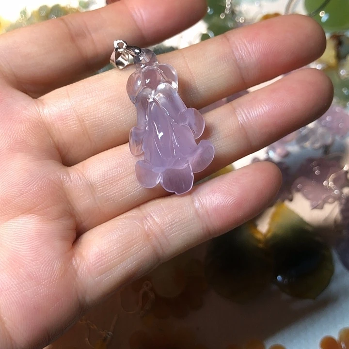 蛇纹石玉未镶嵌耳环