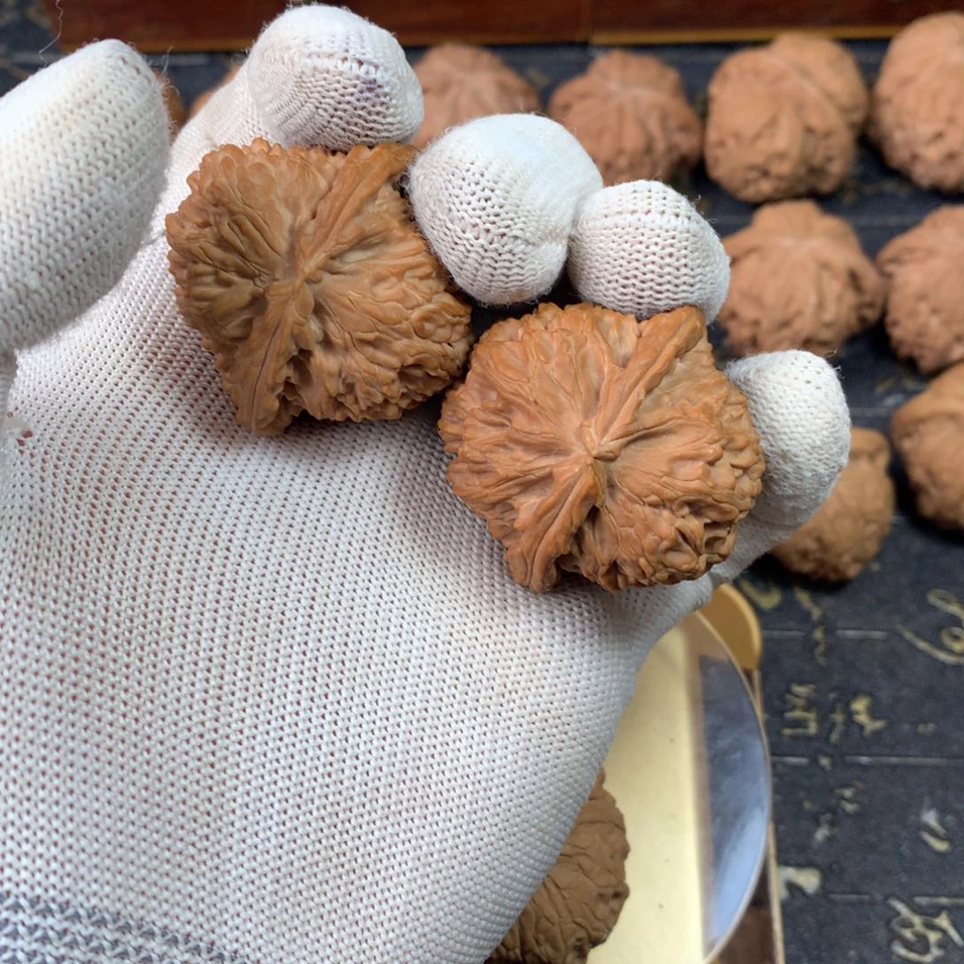 吊坠猴头核桃文玩核桃白狮子41