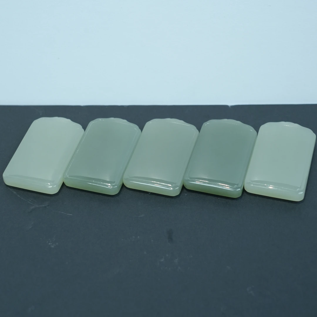 新疆和田玉老料无事牌HTWS（多样性发货发一件）