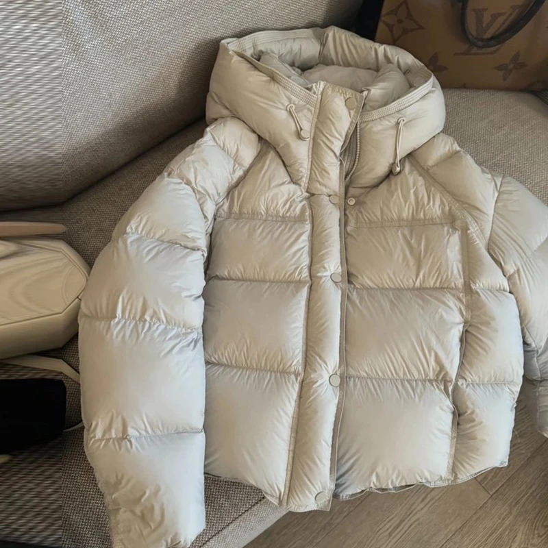 泡芙女2026冬季新款短款连帽宽松面包服加厚棉服保暖外套潮流