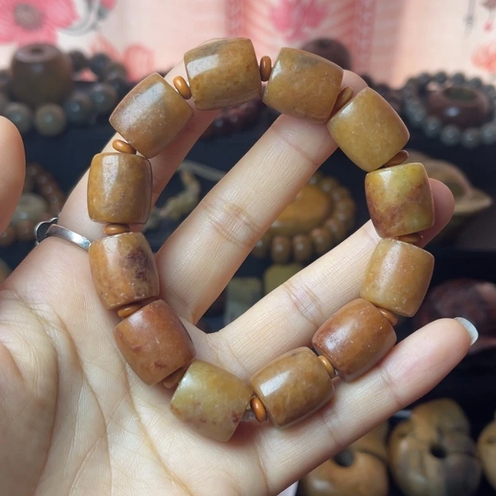 未镶嵌手链岫岩河磨玉（透闪石质玉）