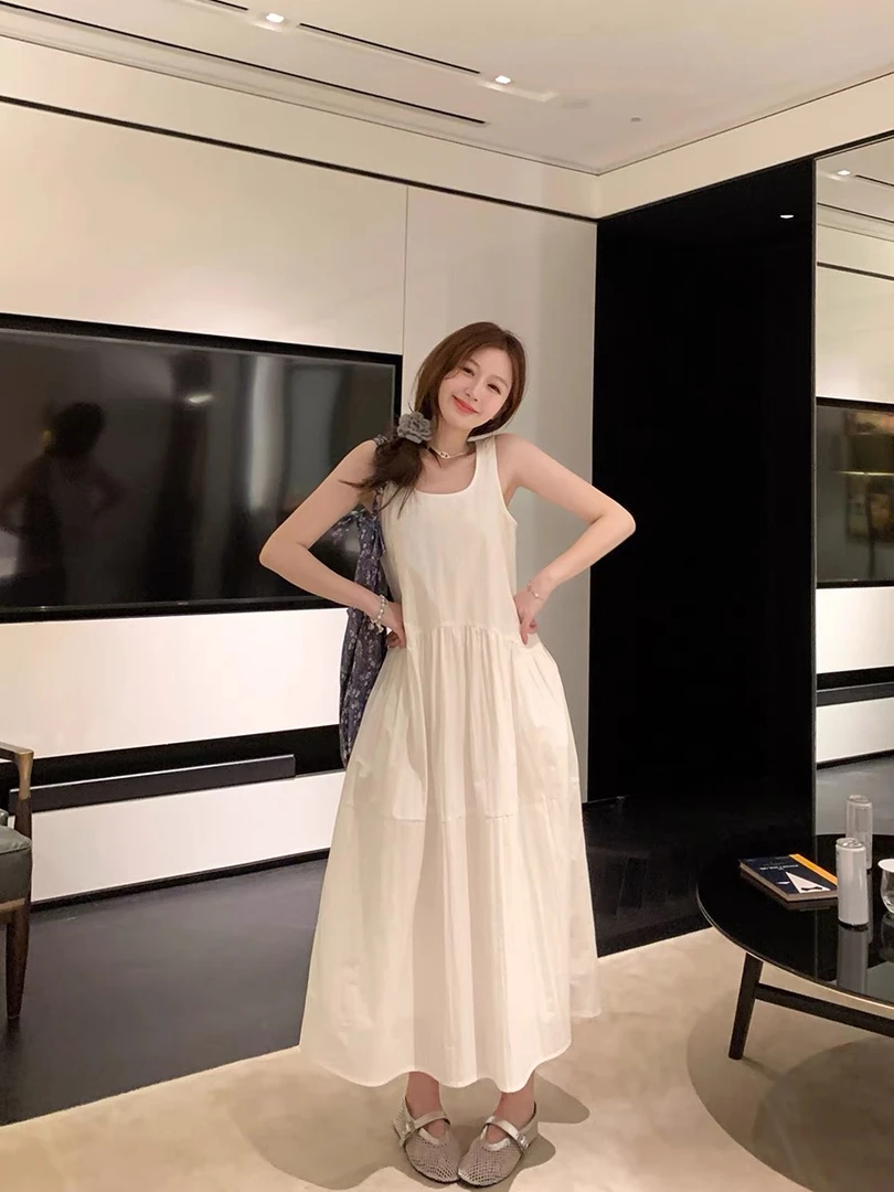 8009夏季新款法式温柔气质慵懒风宽松休闲无袖白色背心连衣裙