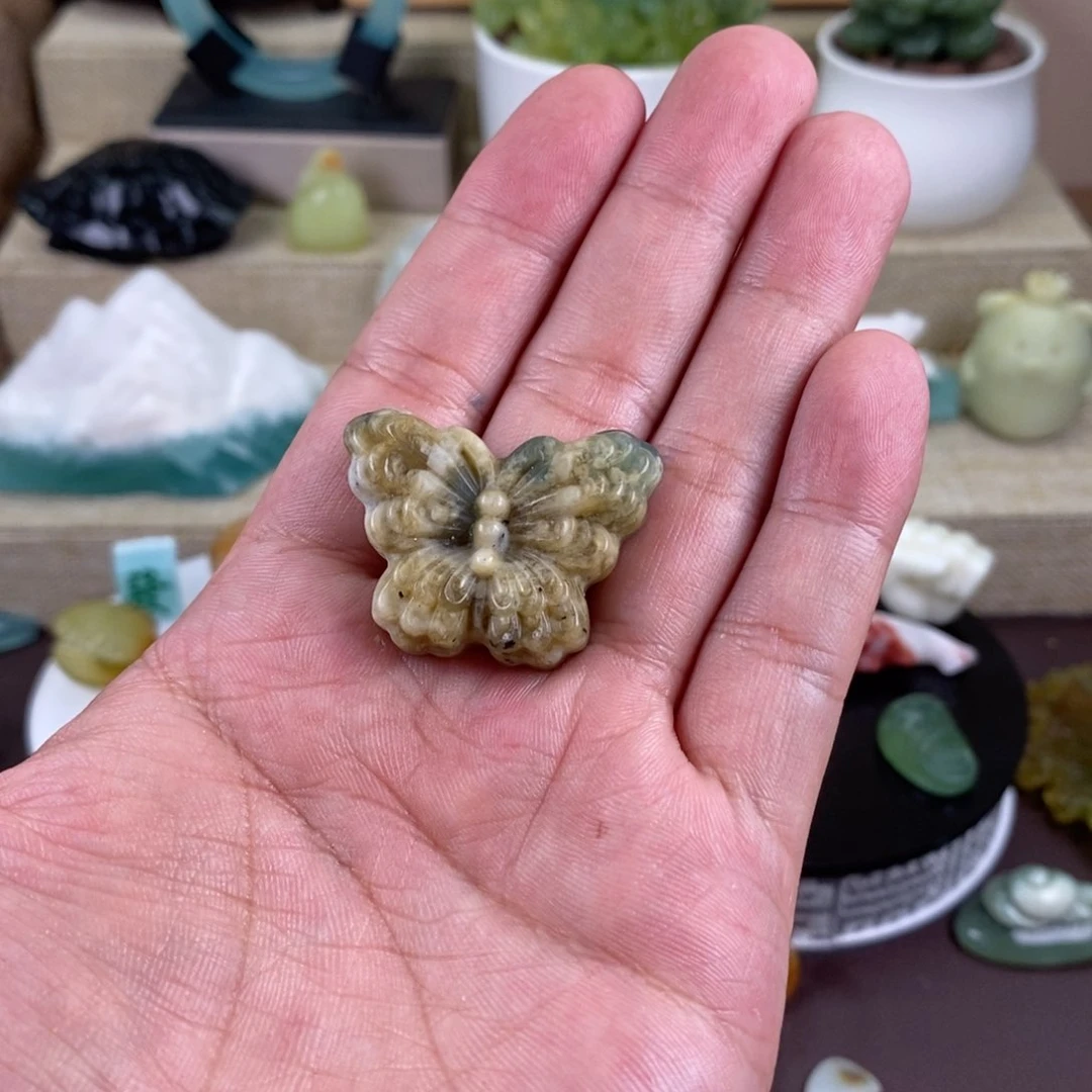蛇纹石玉合金颈饰