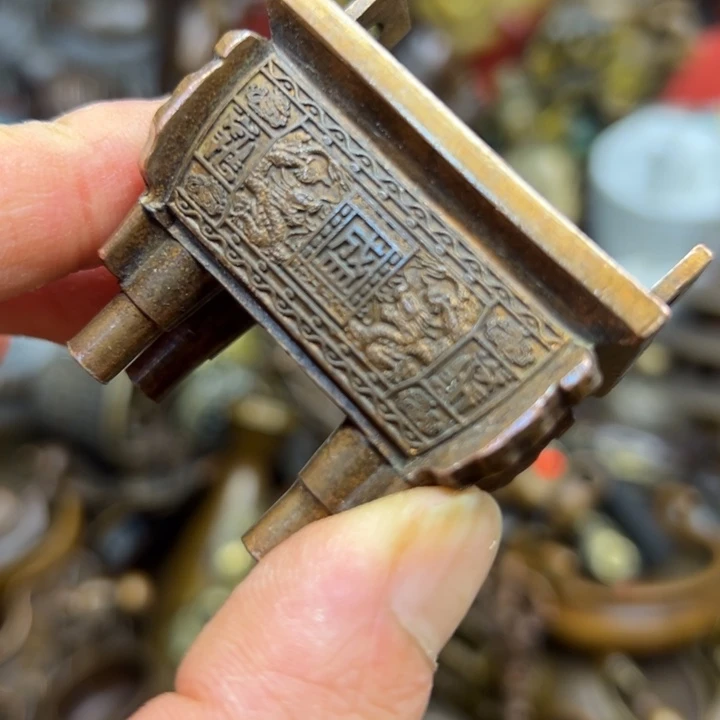 专属定制精美铜摆件