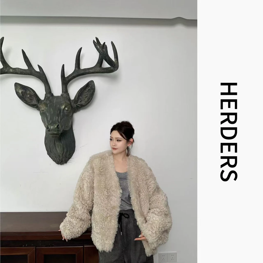 HERDERS 短款V领多色皮毛一体 255879