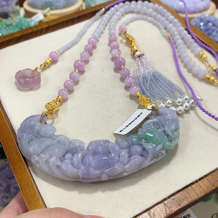 翡翠未镶嵌颈饰翡翠吊坠