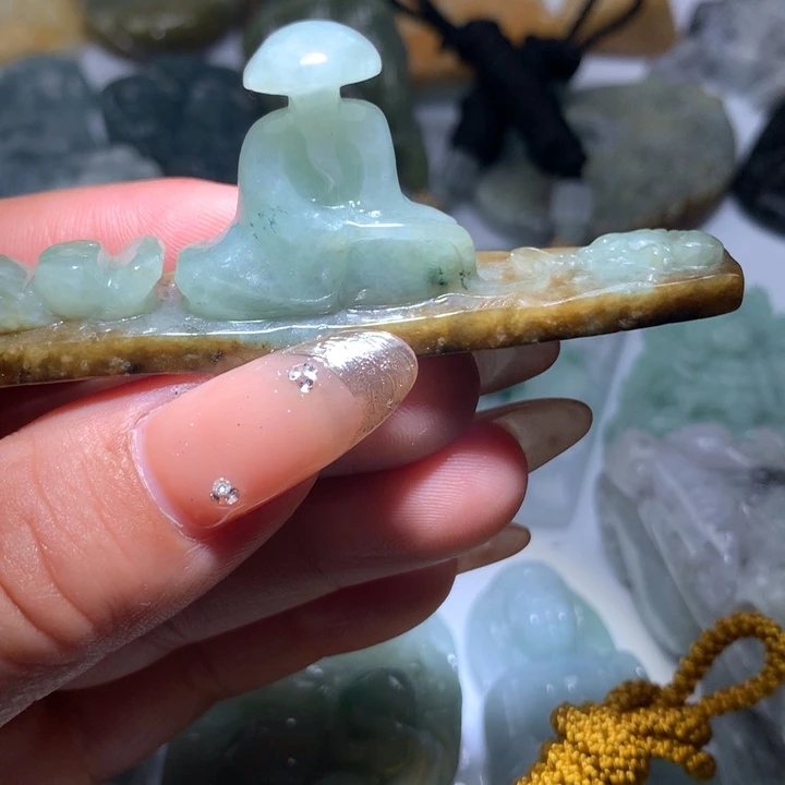 翡翠未镶嵌颈饰保真天然A货翡翠