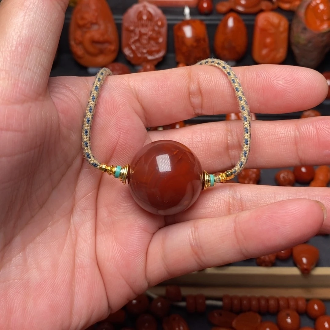 南红玛瑙牛血火焰纹24.6尺寸未镶嵌