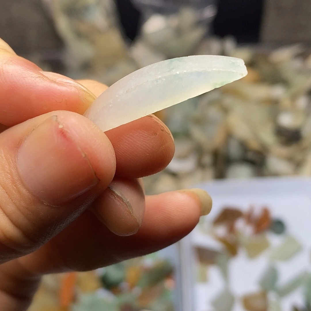 裸石翡翠缅甸翡翠A货起冰漂花