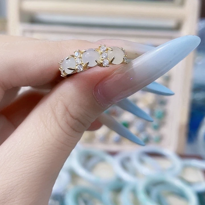 颈饰未镶嵌翡翠天然翡翠Ａ货