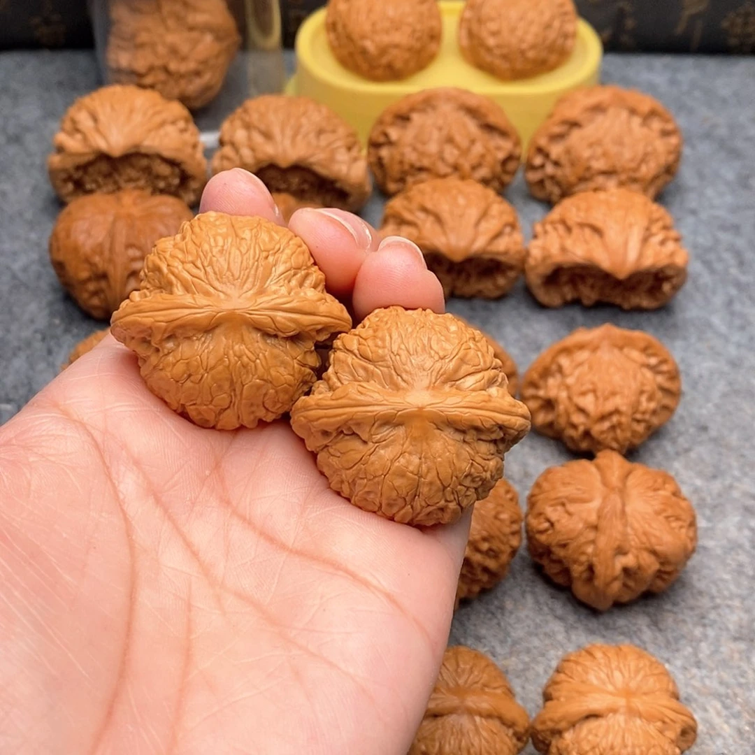 文玩核桃把件精品特价乾隆磨40