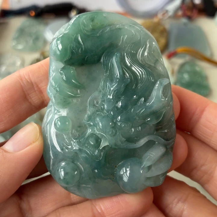 翡翠未镶嵌颈饰天然翡翠