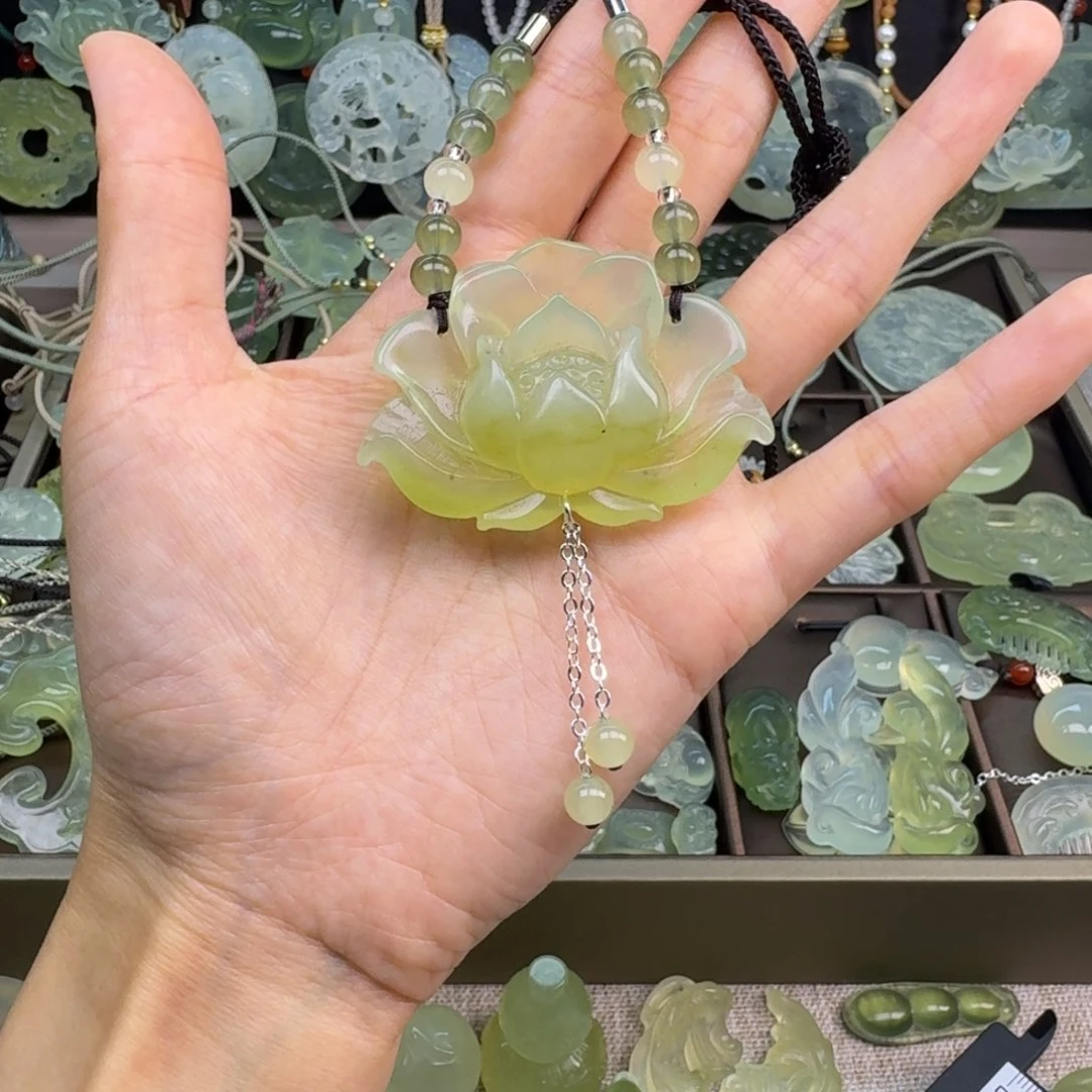 岫玉未镶嵌吊坠(赠链)瑕疵款