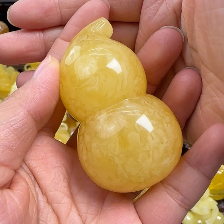未镶嵌蜜蜡珠宝奇石