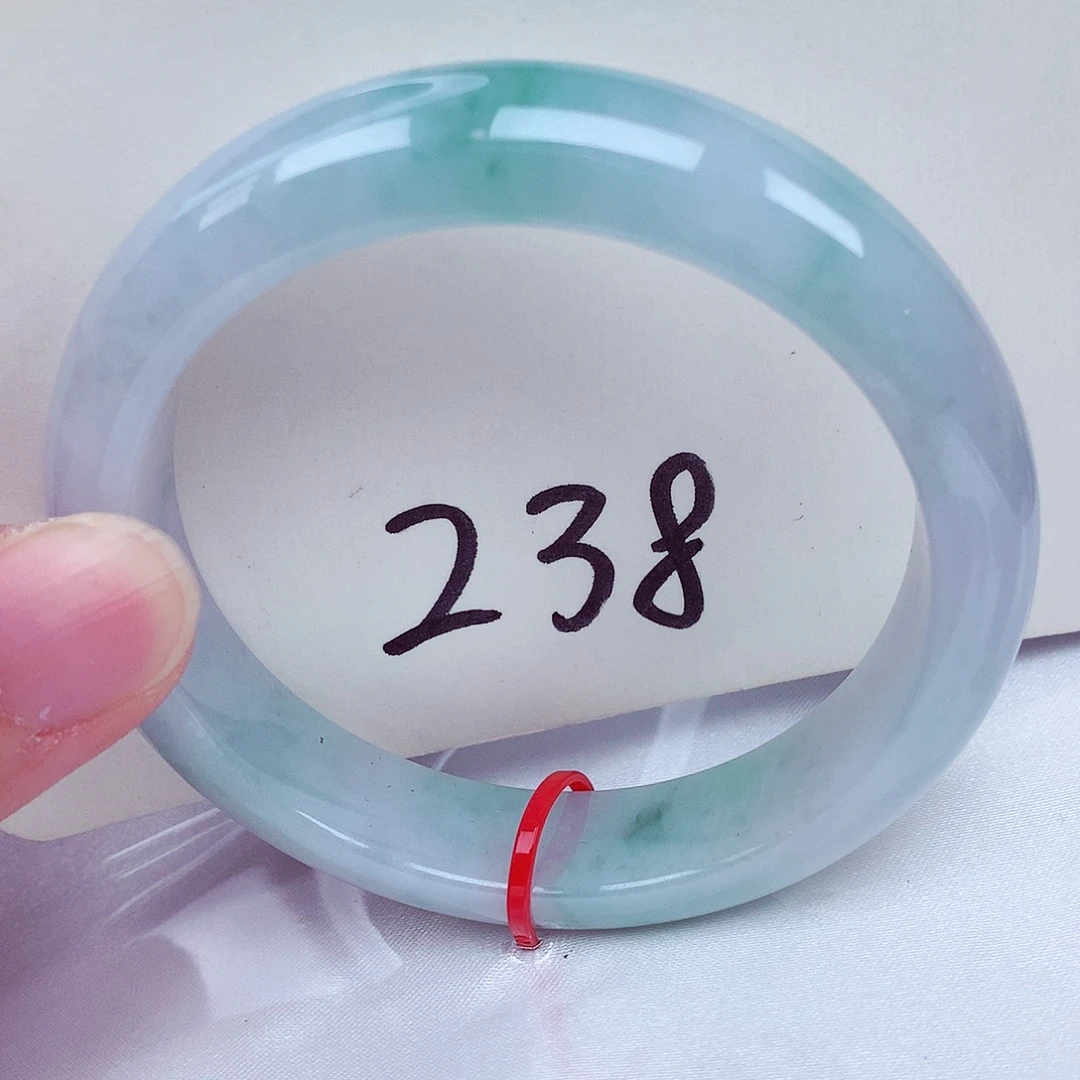 翡翠未镶嵌手镯翡翠