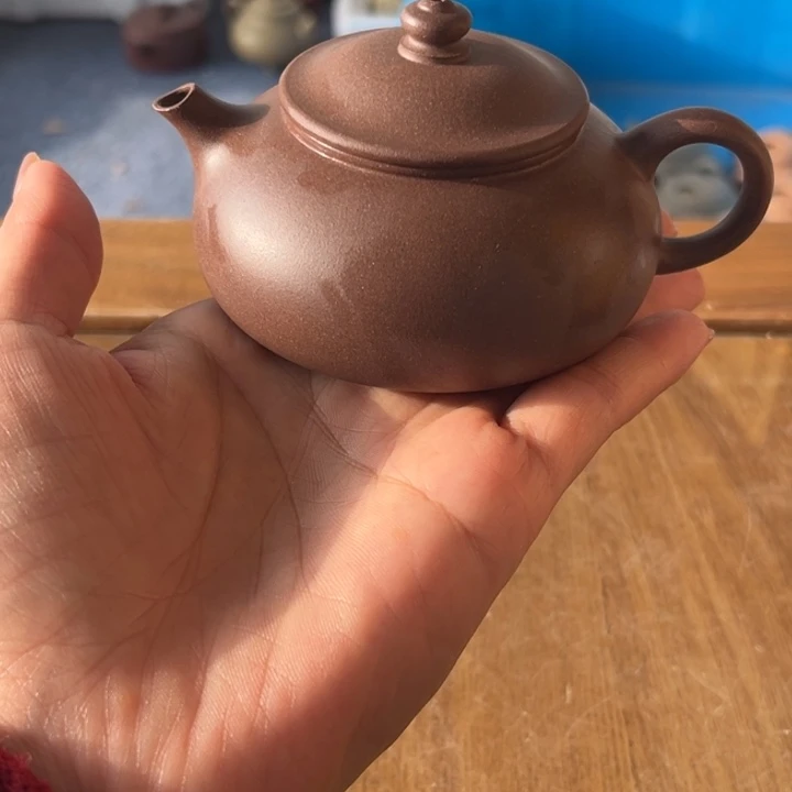 紫砂茶壶紫砂………………………………