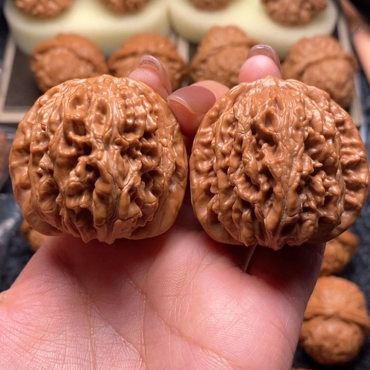 文玩核桃把件加*?精品四座楼43
