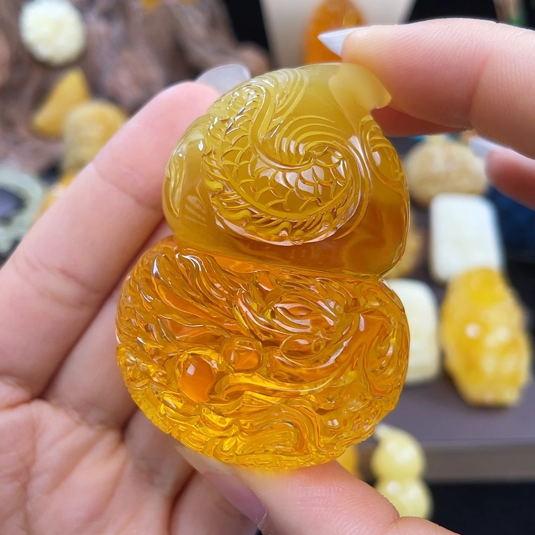 琥珀未镶嵌珠宝奇石