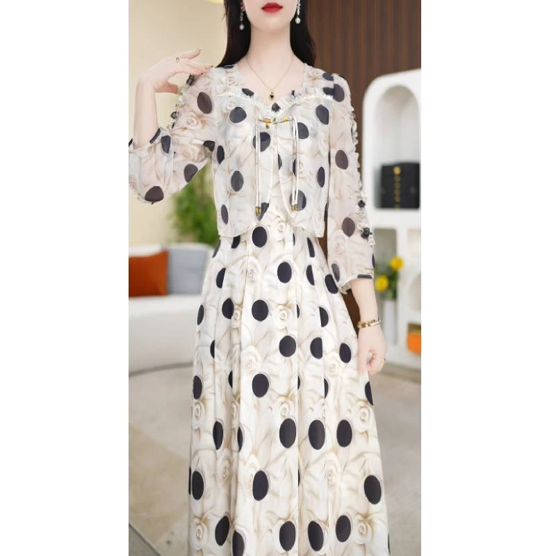 【连衣裙】春季设计感纯色气质时尚减龄收腰连衣裙M-4XL