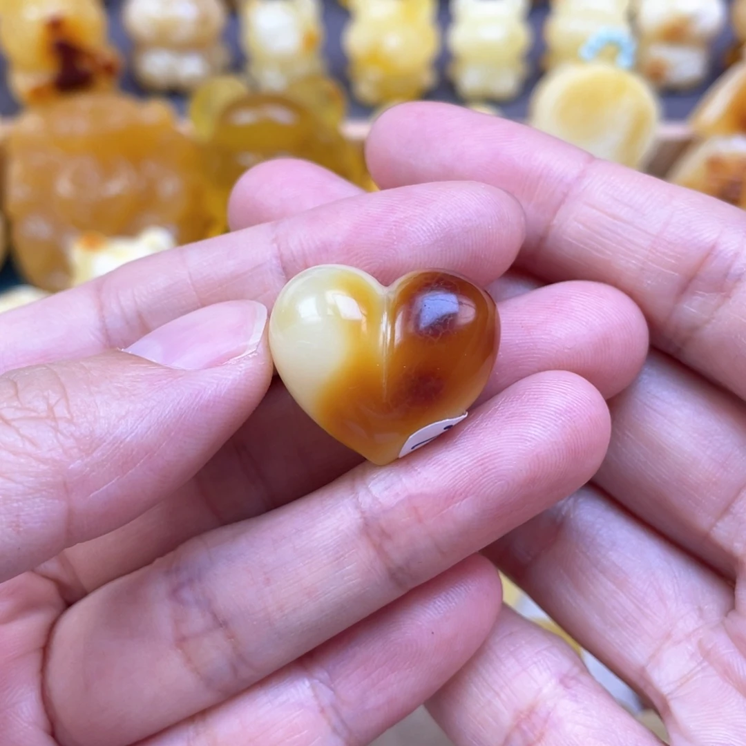 未镶嵌琥珀裸石菲****o蜜蜡