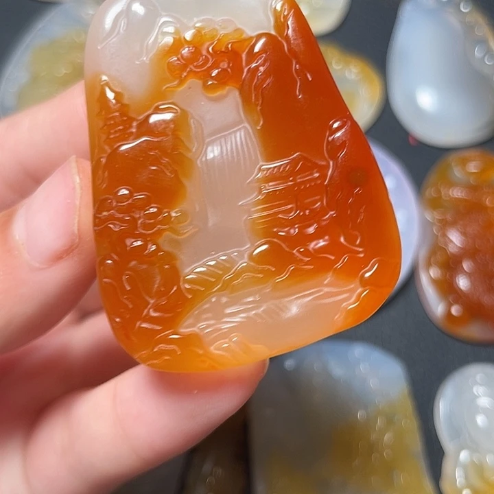 江***徐未镶嵌颈饰玛瑙/玉髓