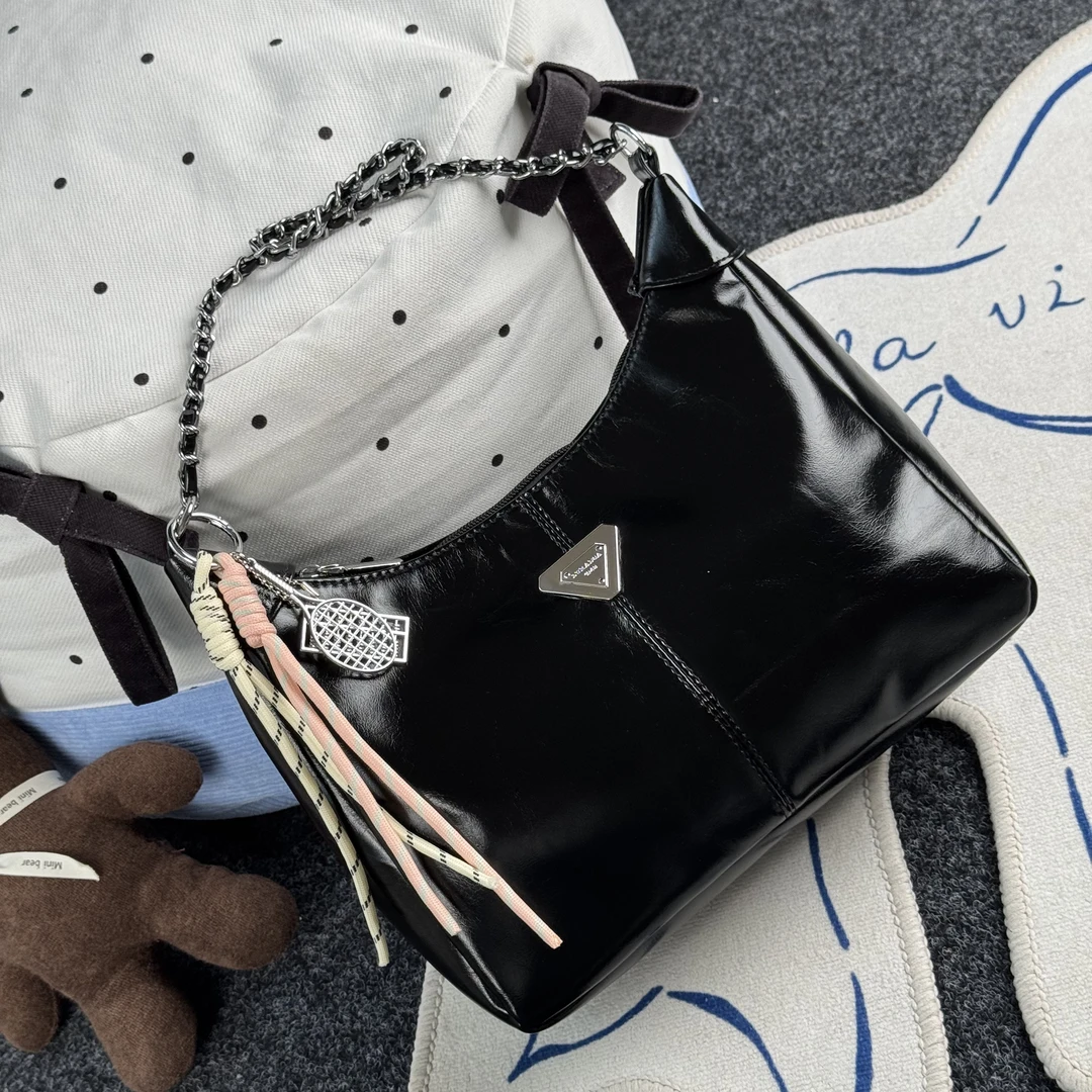 一张同学【长约28宽11高19单位厘米】时尚手提单肩斜挎包C4527黑