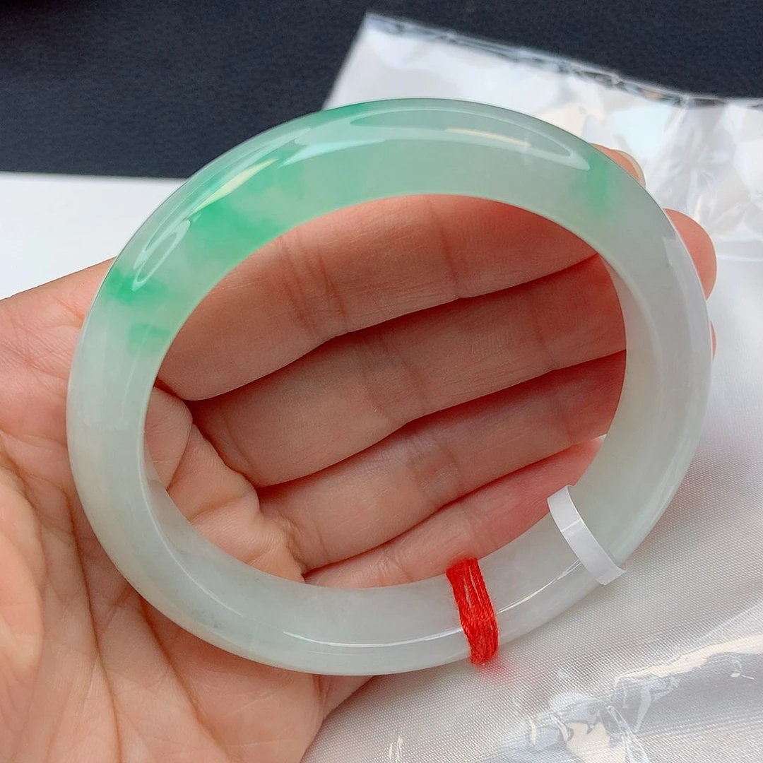 未镶嵌手镯翡翠57圈