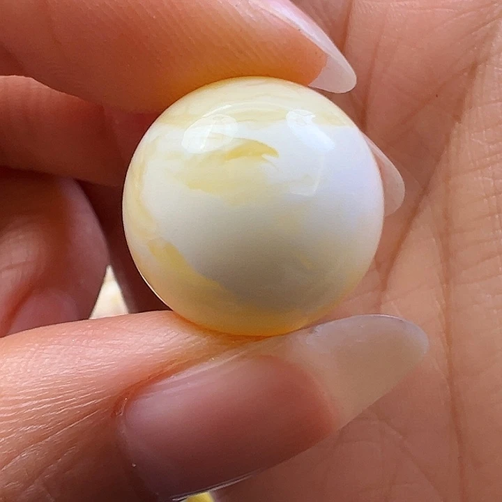 未镶嵌蜜蜡珠宝奇石